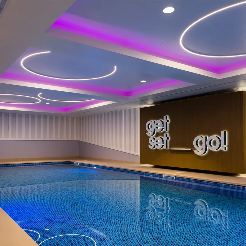 GetSetGo Swimming Pool in Putney
